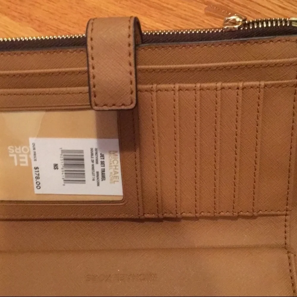 NWT MICHAEL Michael Kors Jet Set Double Zip Wristlet Wallet